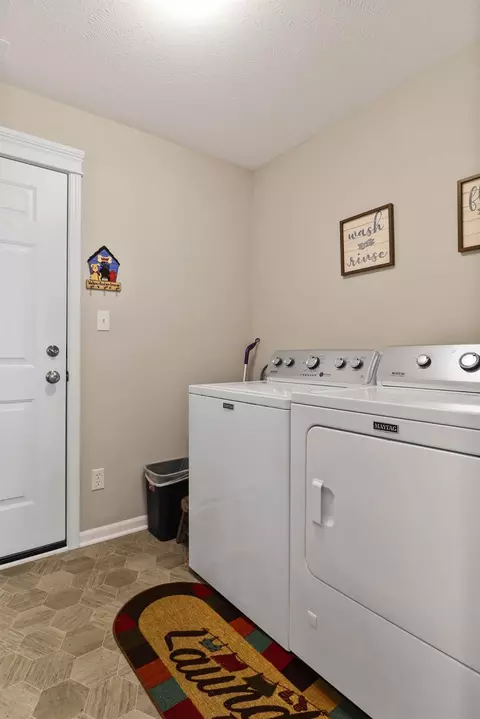 10177 E Kreitzburg St, Dyer, IN 46311 photo 14