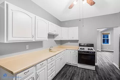 1725 Davis Ave, Whiting, IN 46394 photo 9