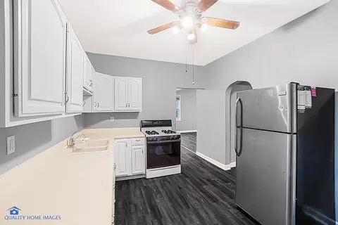 1725 Davis Ave, Whiting, IN 46394 photo 10
