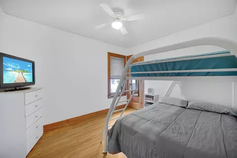 219 N Wiggs St, Griffith, IN 46319 photo 7