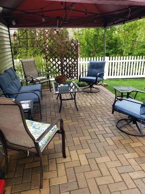 580 O Hagan Dr, Crown Point, IN 46307 photo 3