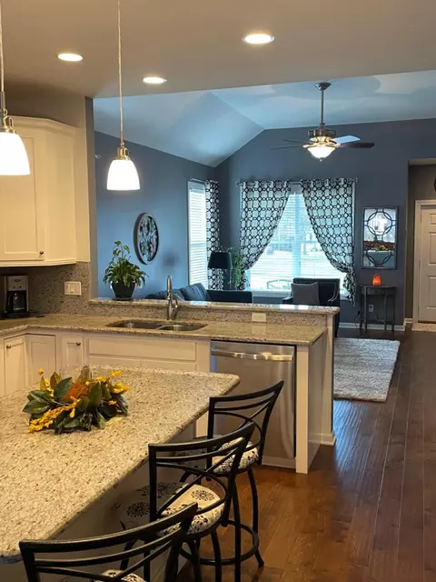 580 O Hagan Dr, Crown Point, IN 46307 photo 7