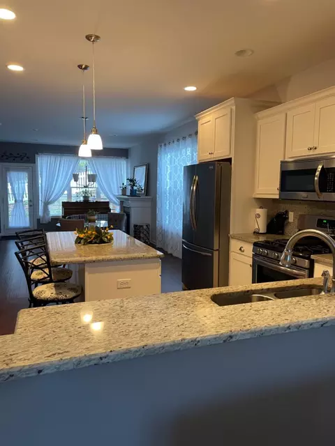 580 O Hagan Dr, Crown Point, IN 46307 photo 5