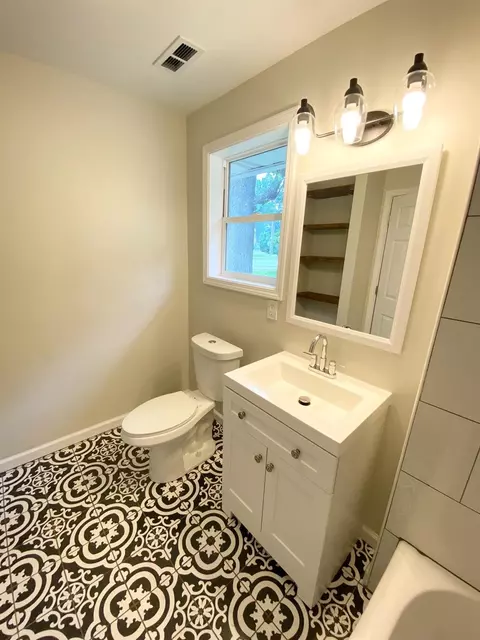 2334 W 45th Ave, Gary, IN 46408 photo 9
