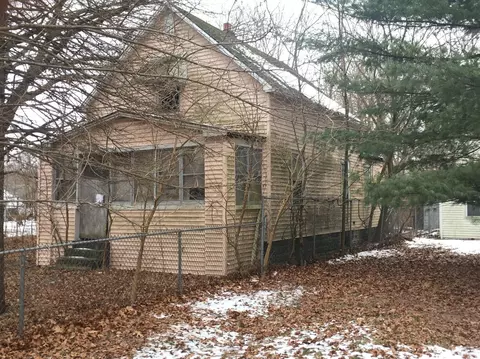 860 Stevenson St, Gary, IN 46406 photo 2