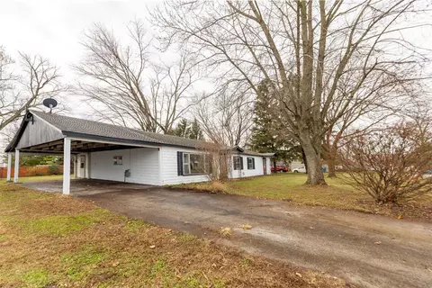309 E North St, Morocco, IN 47963 photo 4