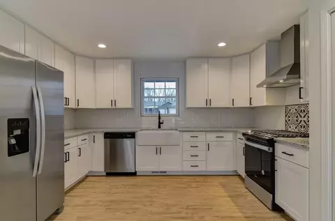 10947 N 555, De Motte, IN 46310 photo 6
