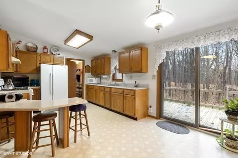3907 N Fail Rd, La Porte, IN 46350 photo 7