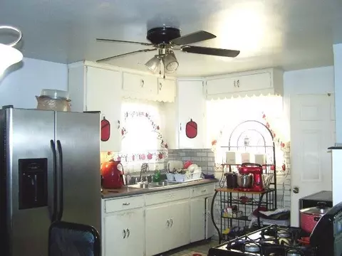 437 Hanley St, Gary, IN 46406 photo 5