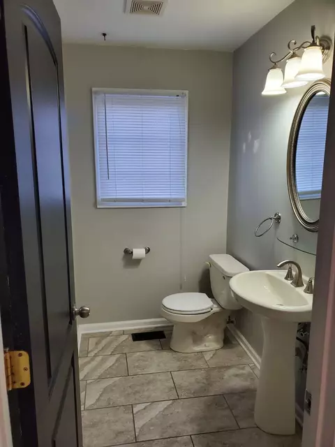 1635 Ridge Rd, Munster, IN 46321 photo 5