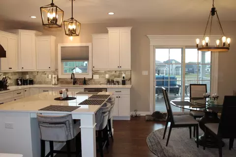 13309 Camas Dr, Saint John, IN 46373 photo 10