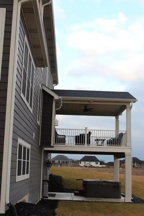 13309 Camas Dr, Saint John, IN 46373 photo 3