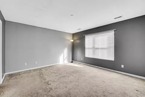 832 Flagstone Dr, Dyer, IN 46311 photo 11