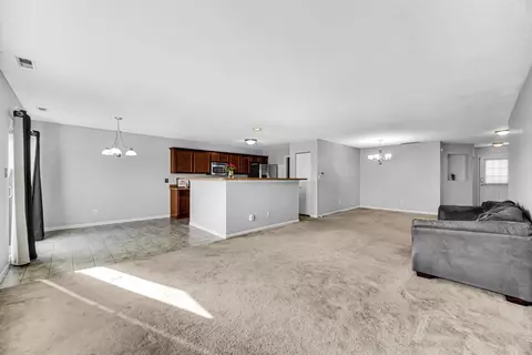 832 Flagstone Dr, Dyer, IN 46311 photo 5