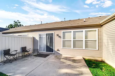 832 Flagstone Dr, Dyer, IN 46311 photo 18