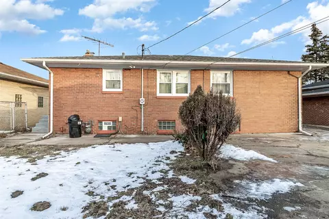 2068 Harrison St, Gary, IN 46407 photo 5