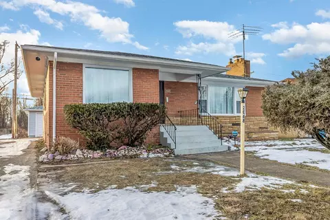2068 Harrison St, Gary, IN 46407 photo 2