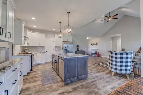 11168 Waters Edge Dr, Wheatfield, IN 46392 photo 11