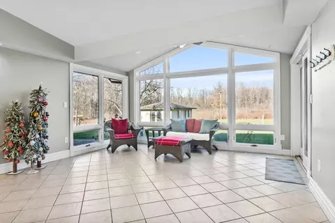 850 W Oak Hill Rd, Porter, IN 46304 photo 4