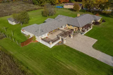 850 W Oak Hill Rd, Porter, IN 46304 photo 8