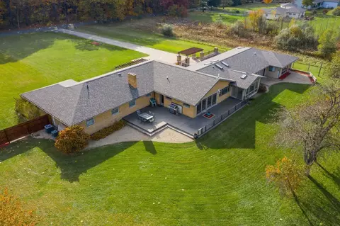 850 W Oak Hill Rd, Porter, IN 46304 photo 6
