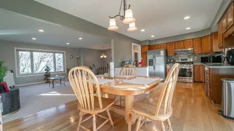 1553 W 99th Pl, Crown Point, IN 46307 photo 5