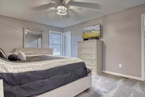 310 Sharon Dr, Wheatfield, IN 46392 photo 9