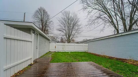 7817 Bertram Ave, Hammond, IN 46324 photo 17