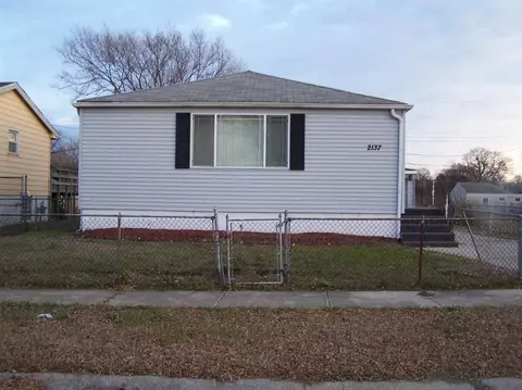 2137 Taney St, Gary, IN 46404 photo 2