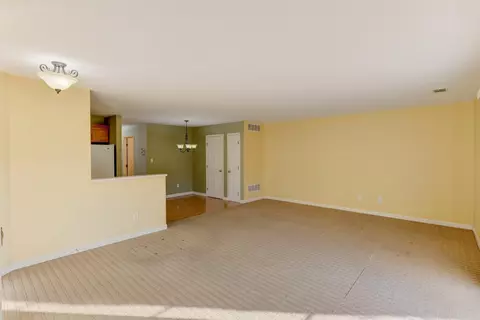 2649 Georgetowne Dr #B1, Highland, IN 46322 photo 4