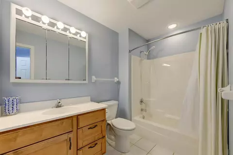 2649 Georgetowne Dr #B1, Highland, IN 46322 photo 15
