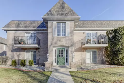 2649 Georgetowne Dr #B1, Highland, IN 46322 photo 1