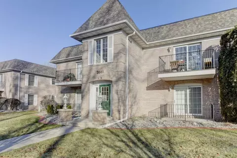 2649 Georgetowne Dr #B1, Highland, IN 46322 photo 2