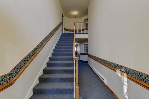 2649 Georgetowne Dr #B1, Highland, IN 46322 photo 3
