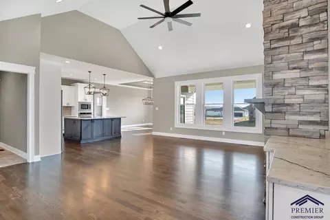 13333 Camas Dr, Saint John, IN 46373 photo 3