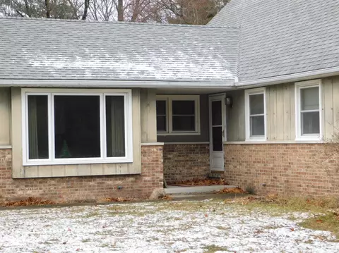 9794 E Rustic Dr, De Motte, IN 46310 photo 3