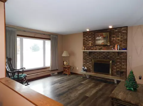 9794 E Rustic Dr, De Motte, IN 46310 photo 17