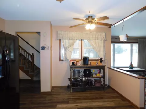 9794 E Rustic Dr, De Motte, IN 46310 photo 16