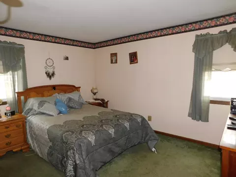 9794 E Rustic Dr, De Motte, IN 46310 photo 20