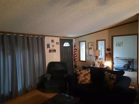 1325 E Coachlight Dr, La Porte, IN 46350 photo 2