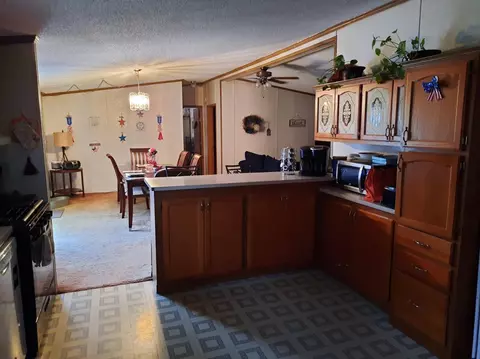 1325 E Coachlight Dr, La Porte, IN 46350 photo 8