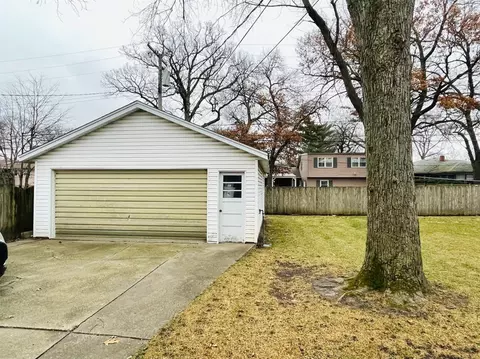 615 N Jay St, Griffith, IN 46319 photo 16
