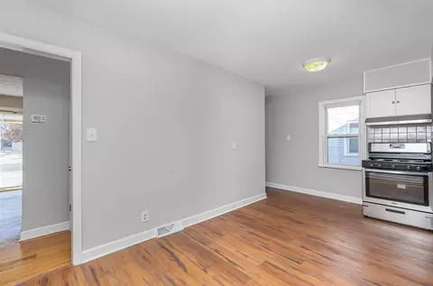 119 N Wiggs St, Griffith, IN 46319 photo 8