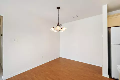 2720 Georgetowne Dr #D1, Highland, IN 46322 photo 9