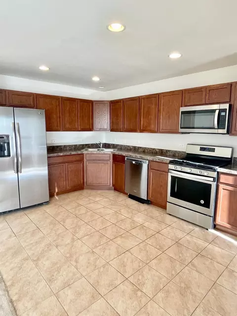 11103 Vermont Cir, Crown Point, IN 46307 photo 6