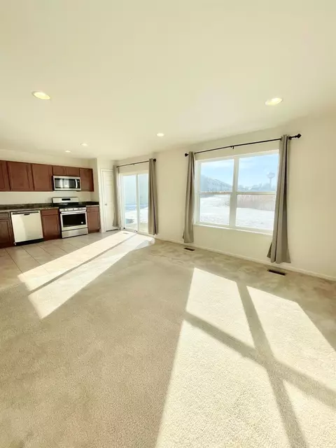 11103 Vermont Cir, Crown Point, IN 46307 photo 5
