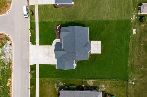 8787 Manor House Dr, Saint John, IN 46373 photo 3
