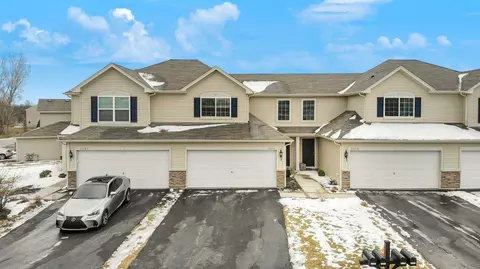 11111 Vermont Cir, Crown Point, IN 46307 photo 3