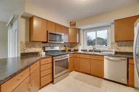 1817 Springvale Dr, Crown Point, IN 46307 photo 6