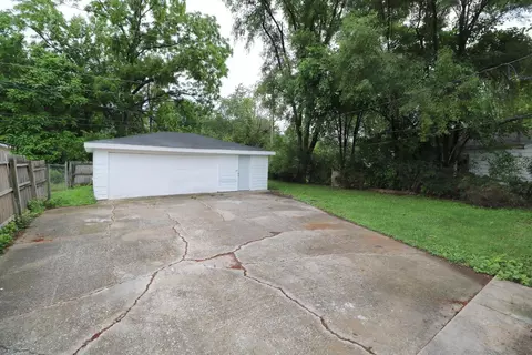 624 E 49th Ave, Gary, IN 46409 photo 4